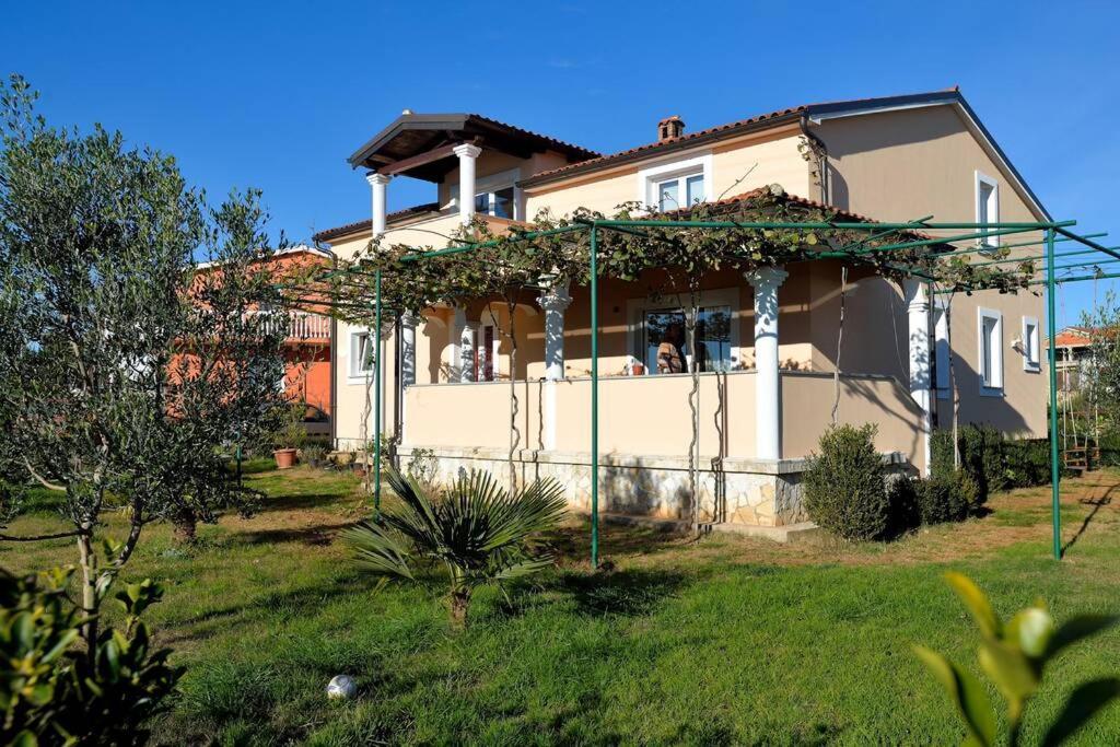 Comfortable Apartment Near Pula Marčana Exteriér fotografie